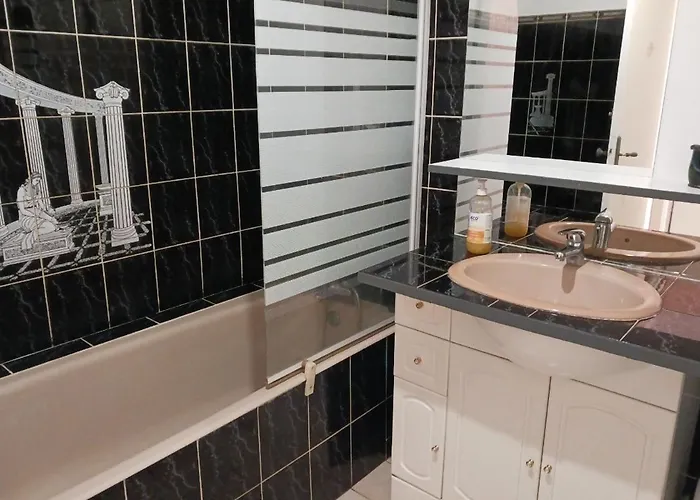 Tamaris Saint-Pierre-de-Buzet